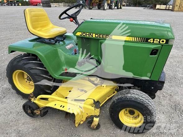 John Deere 420 Reitermäher