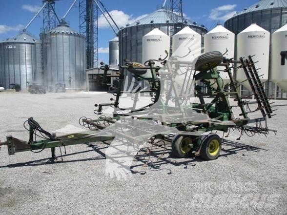 John Deere 960 Grubber