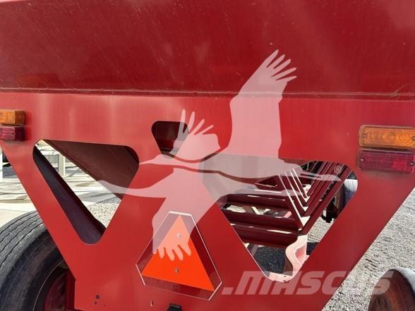 Parker 605 Getreideanhänger