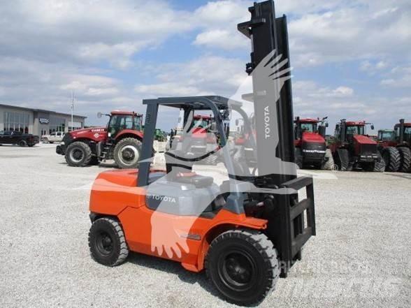 Toyota 7FDU45 Dieselstapler