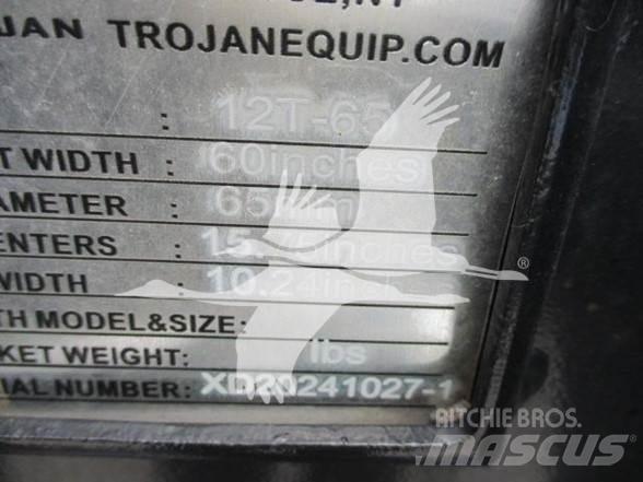 Trojan 120CL Schaufeln