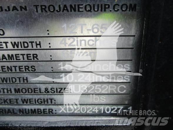Trojan 120CL Schaufeln