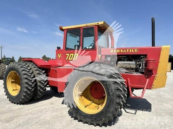 Versatile 700 Traktoren