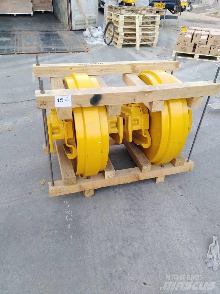 Komatsu D85E-18 Ketten