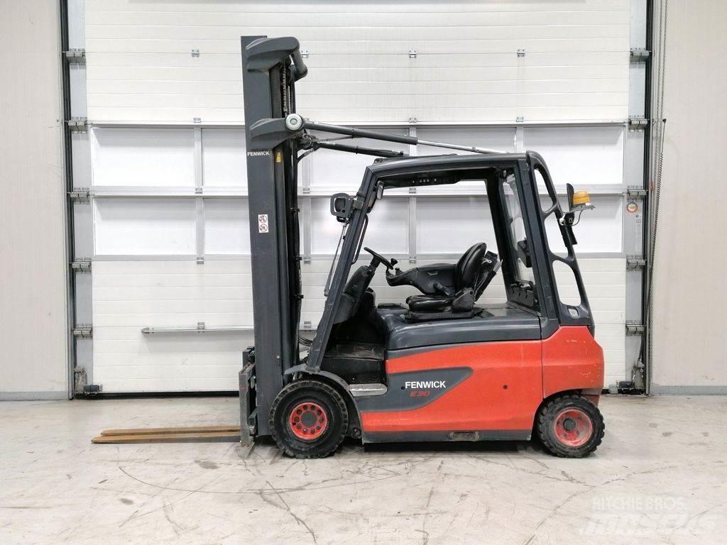 Linde E30L-01 Elektrostapler