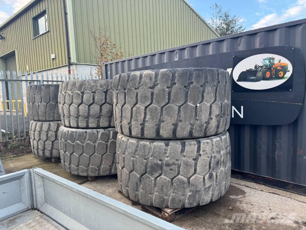 Develon DA 45 Reifen