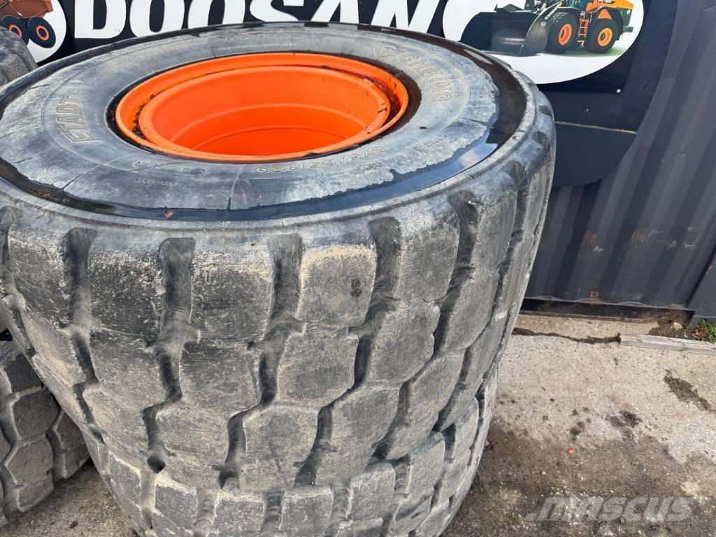 Develon DA 45 Reifen