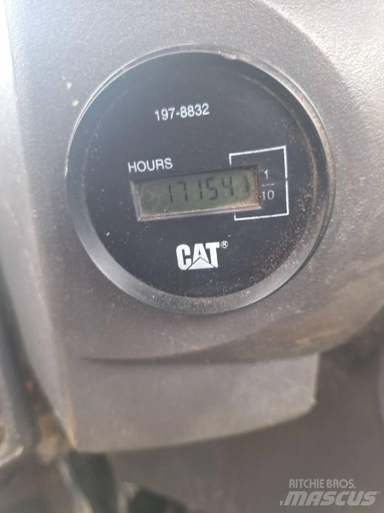CAT IT 14 G Radlader