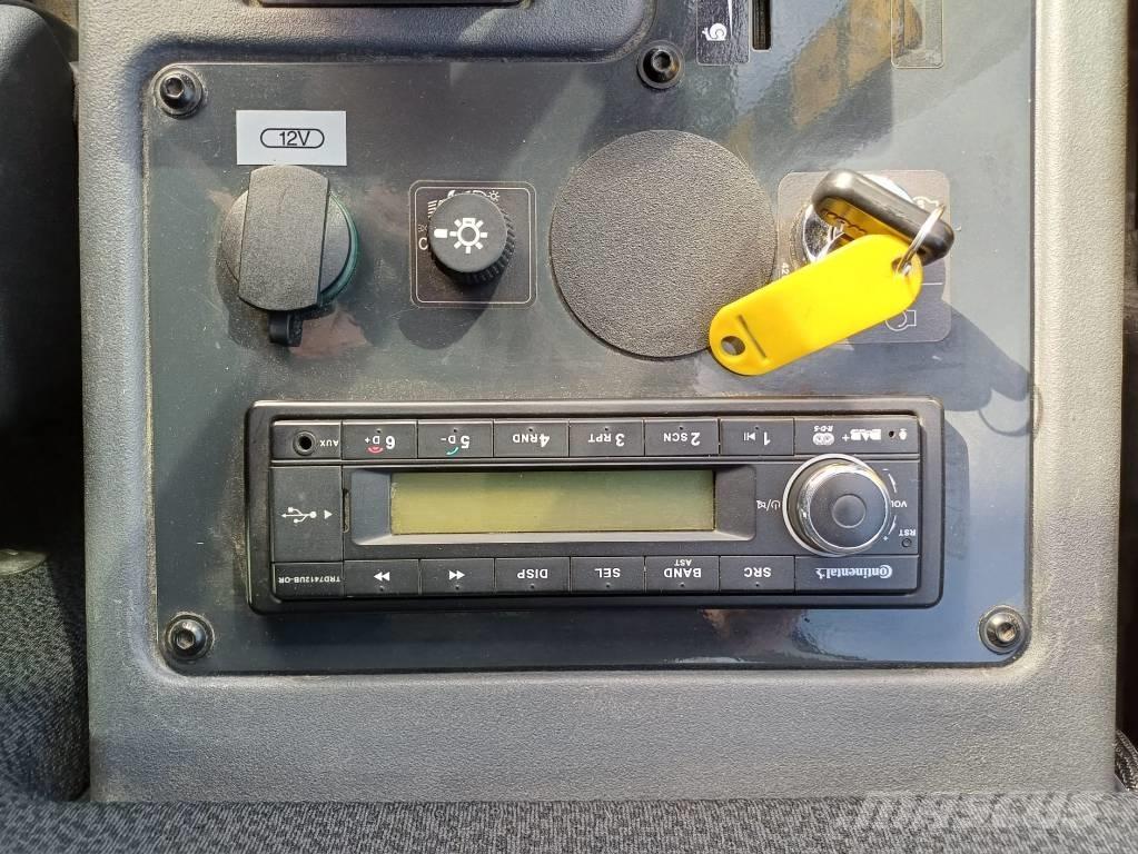 Komatsu WA 100 M-8 Radlader