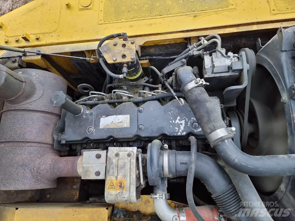 Komatsu PC 210-8 Raupenbagger