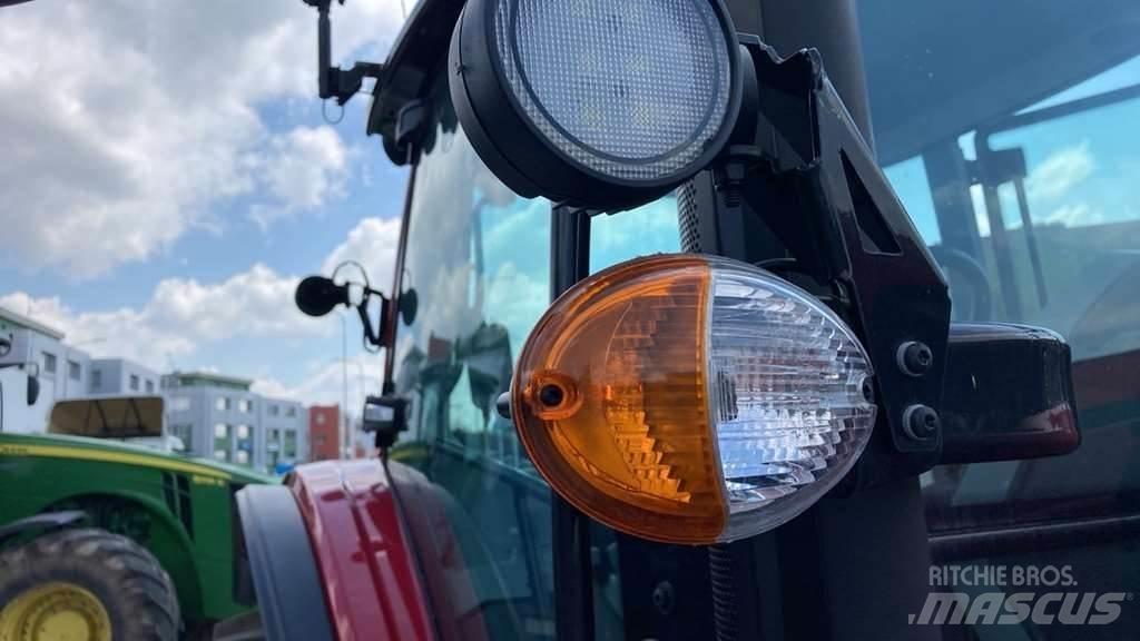 Valtra A105MH4 Traktoren