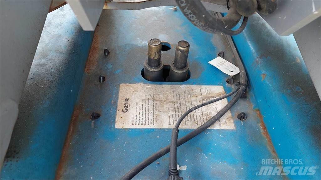 Genie GS1932 Scheren-Arbeitsbühnen