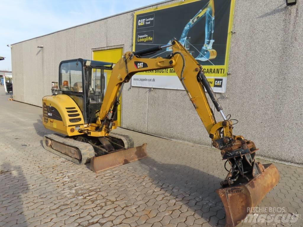 CAT 302.5 C Minibagger < 7t