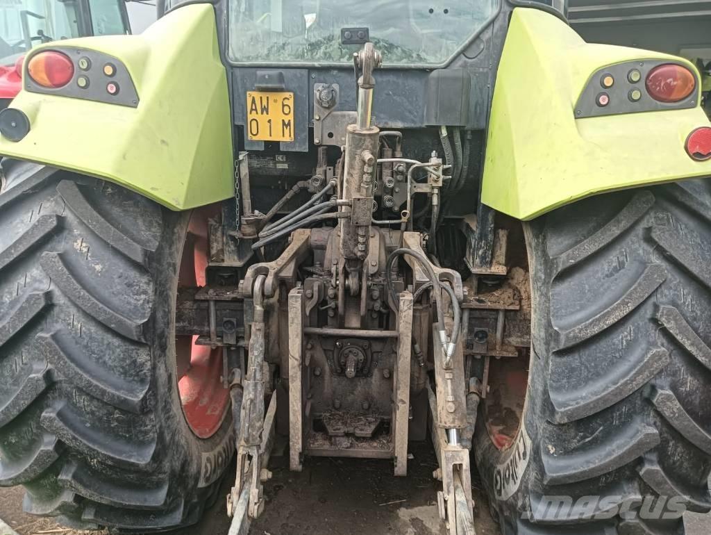 CLAAS Arion 420 Traktoren