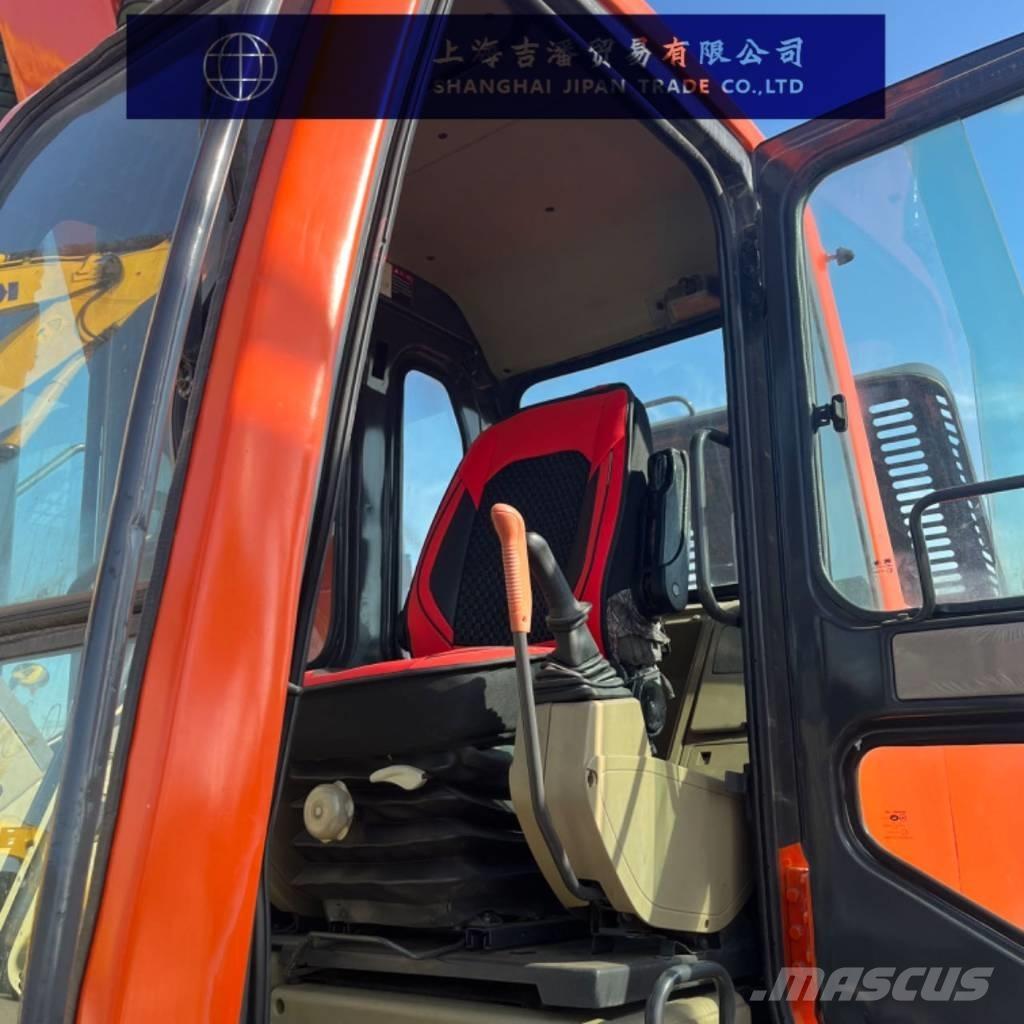 Doosan DX 300 Raupenbagger