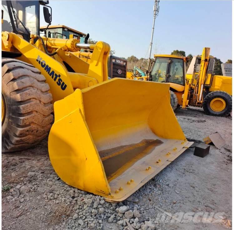 Komatsu WA 470 Radlader