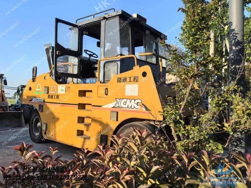 XCMG XP302 Gummiradwalzen