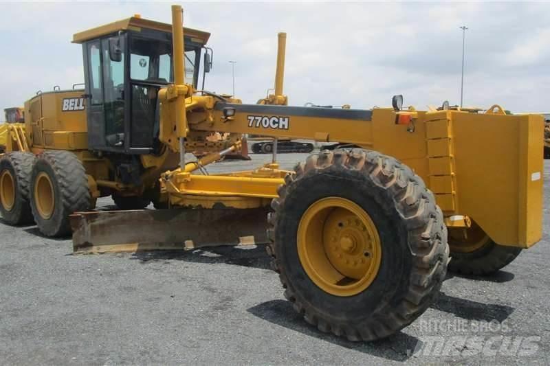 Bell 770CH Grader