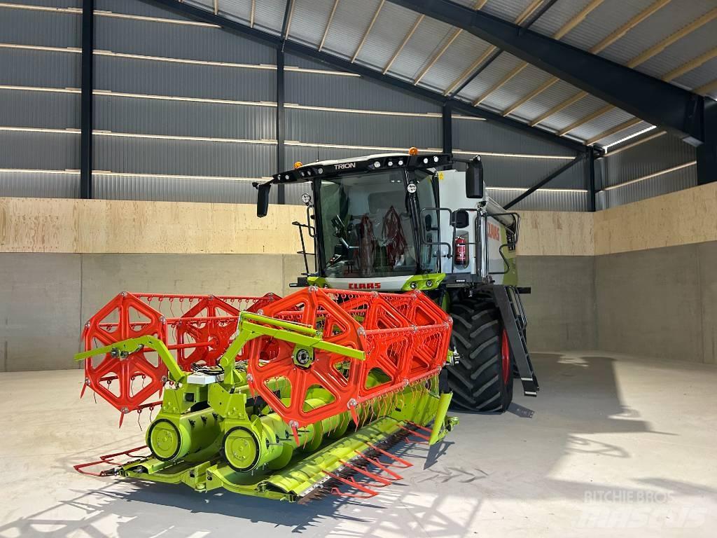 CLAAS Trion 520 Mähdrescher