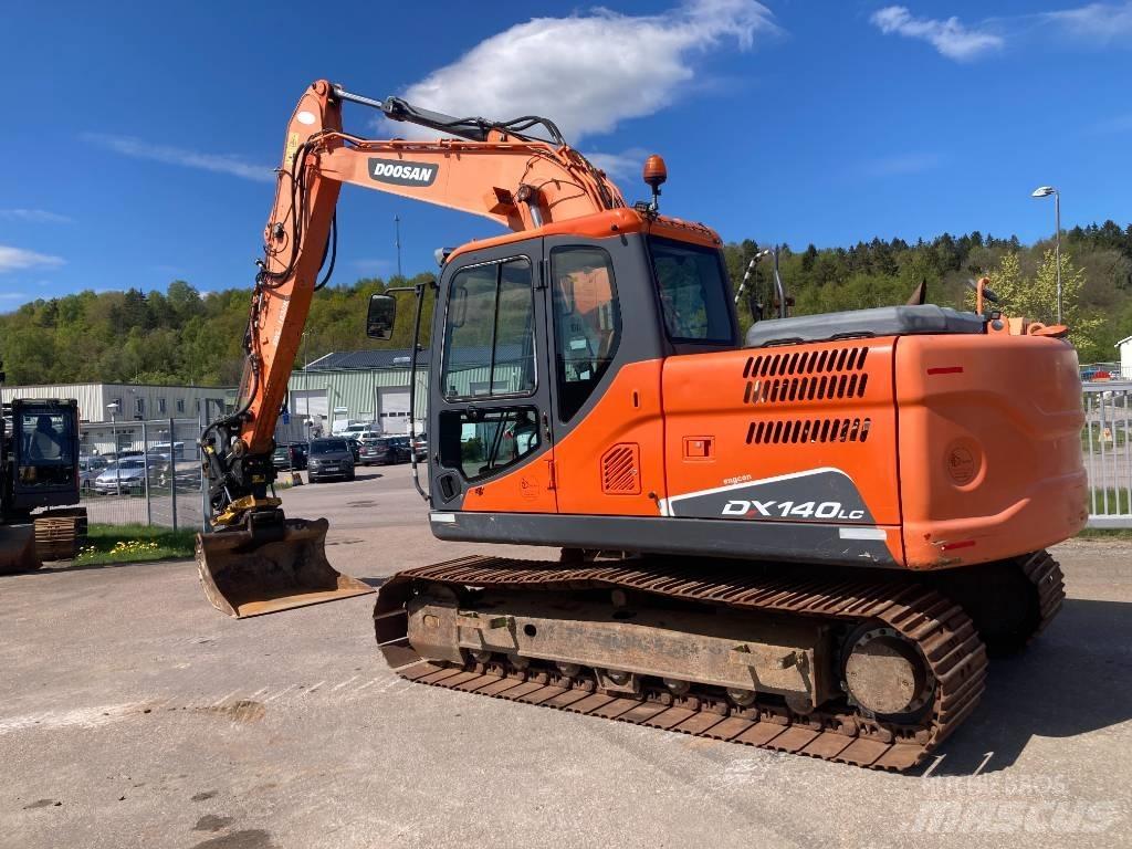 Doosan DX 140 LC Raupenbagger