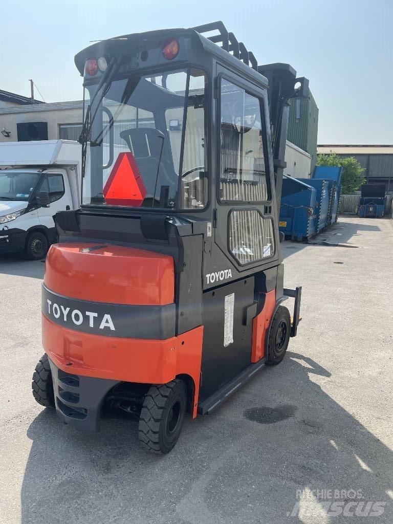 Toyota 7FBMF30 Elektrostapler