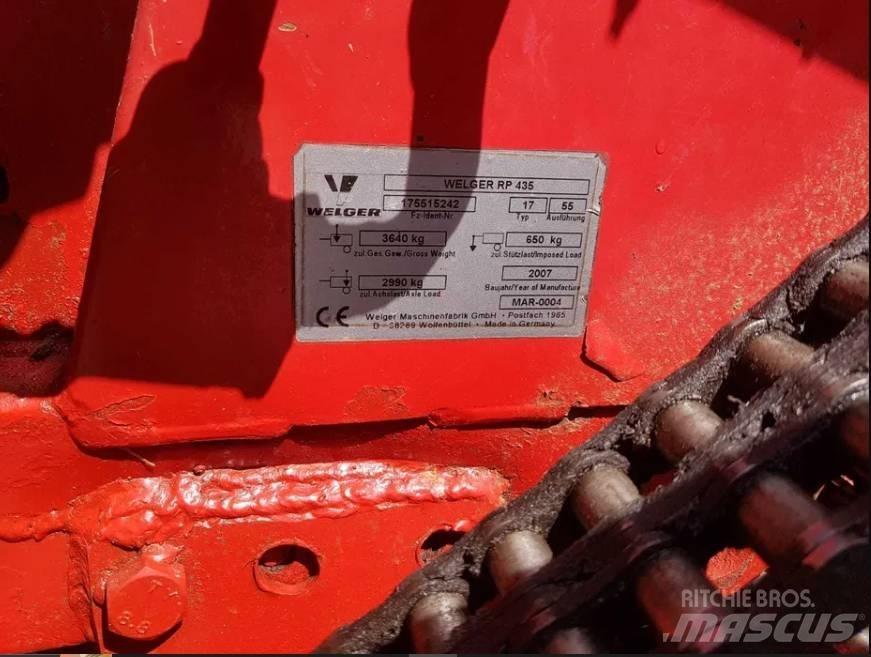 Lely RP 435 Rundballenpressen
