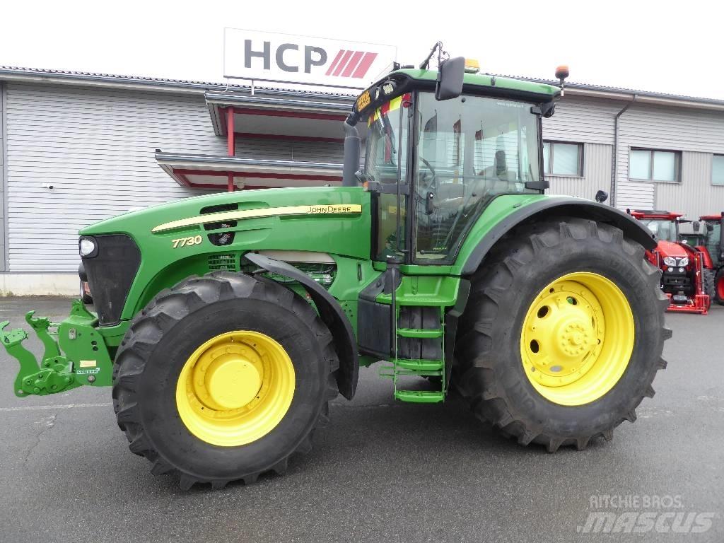 John Deere 7730 AP Traktoren