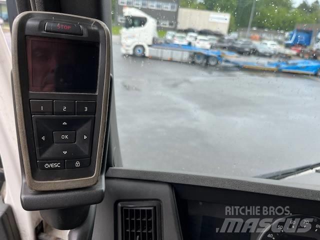 Volvo FMX 500 Abrollkipper