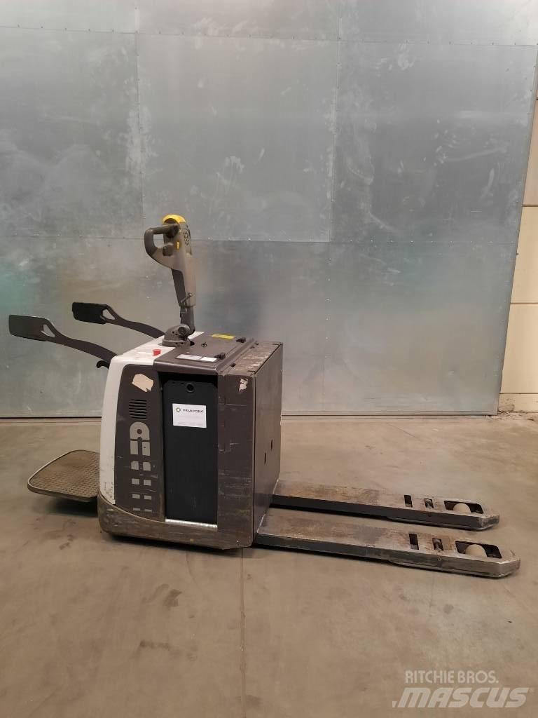 UniCarriers PMR200P Gabelstapler mit Fahrerstand
