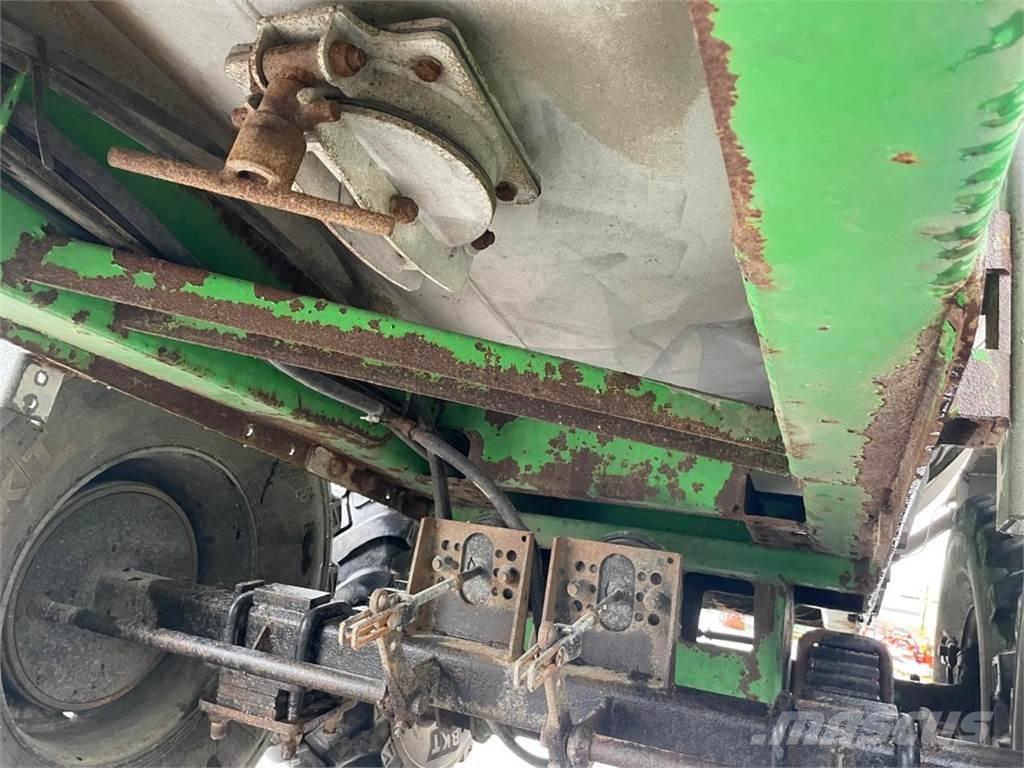 Joskin 12500 TS Düngemittelverteiler