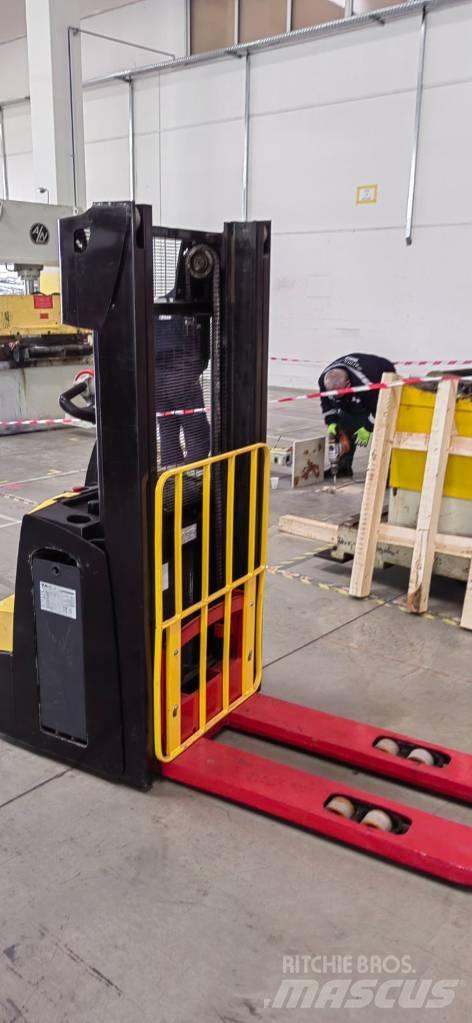Hyster S 1.2 Deichselstapler
