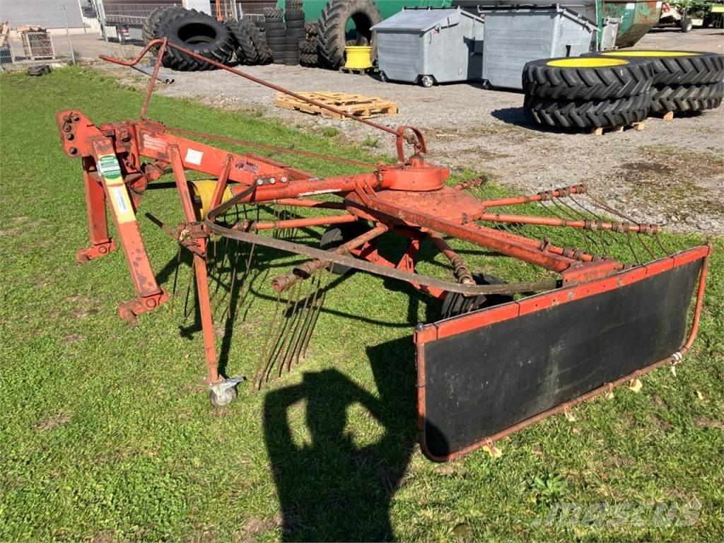 Fella TS 325 Schwader