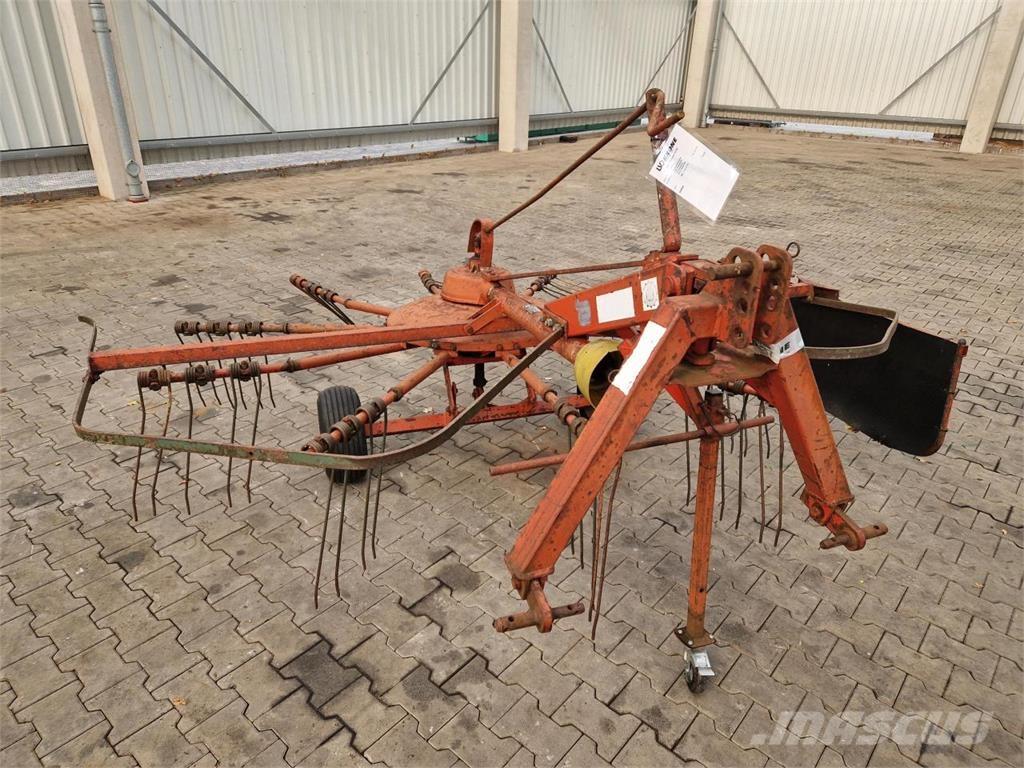 Fella TS 325 Schwader