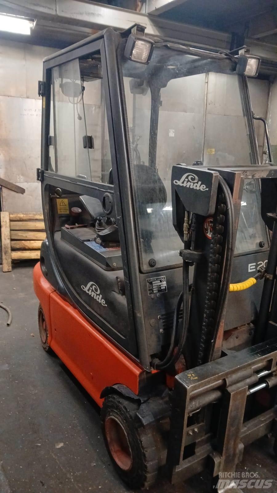 Linde E20P-02 Elektrostapler