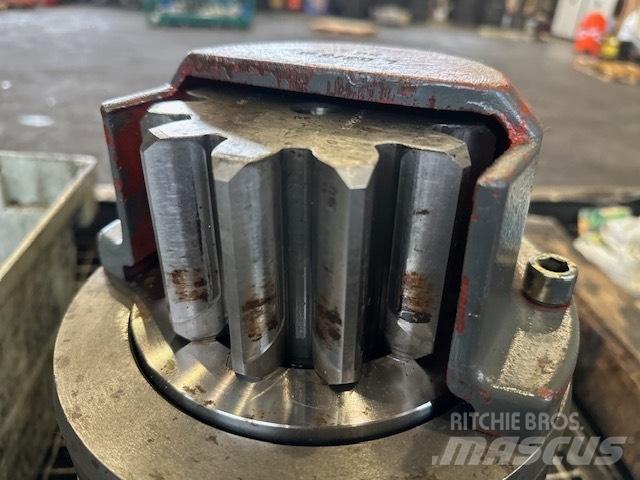 Liebherr SAT 222/220 Getriebe