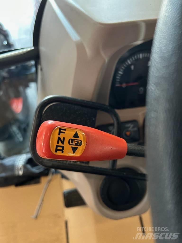 Kubota M 7040 DT Traktoren