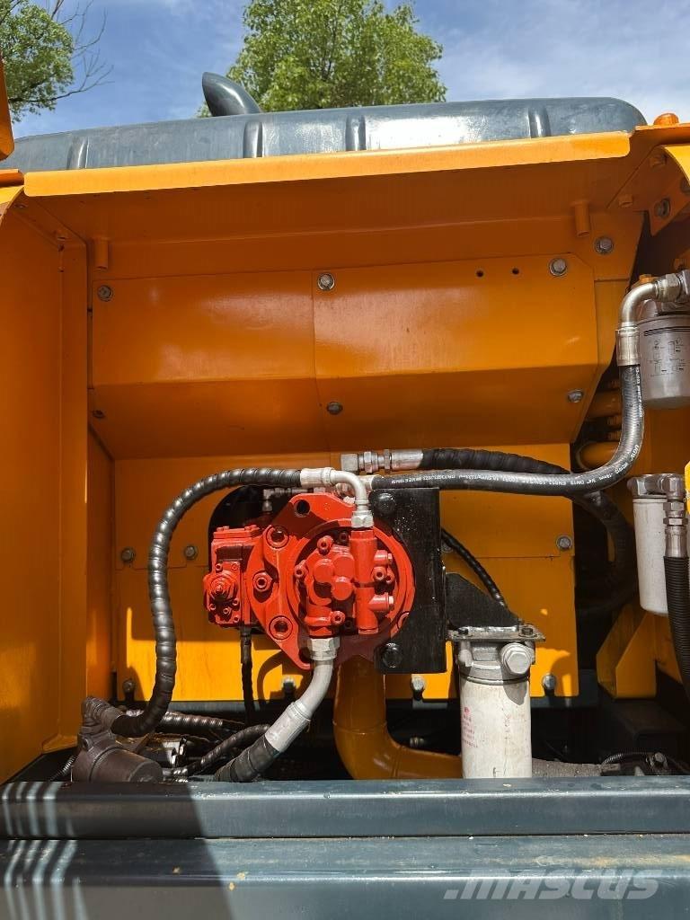 Hyundai HX220HD Midibagger  7t - 12t