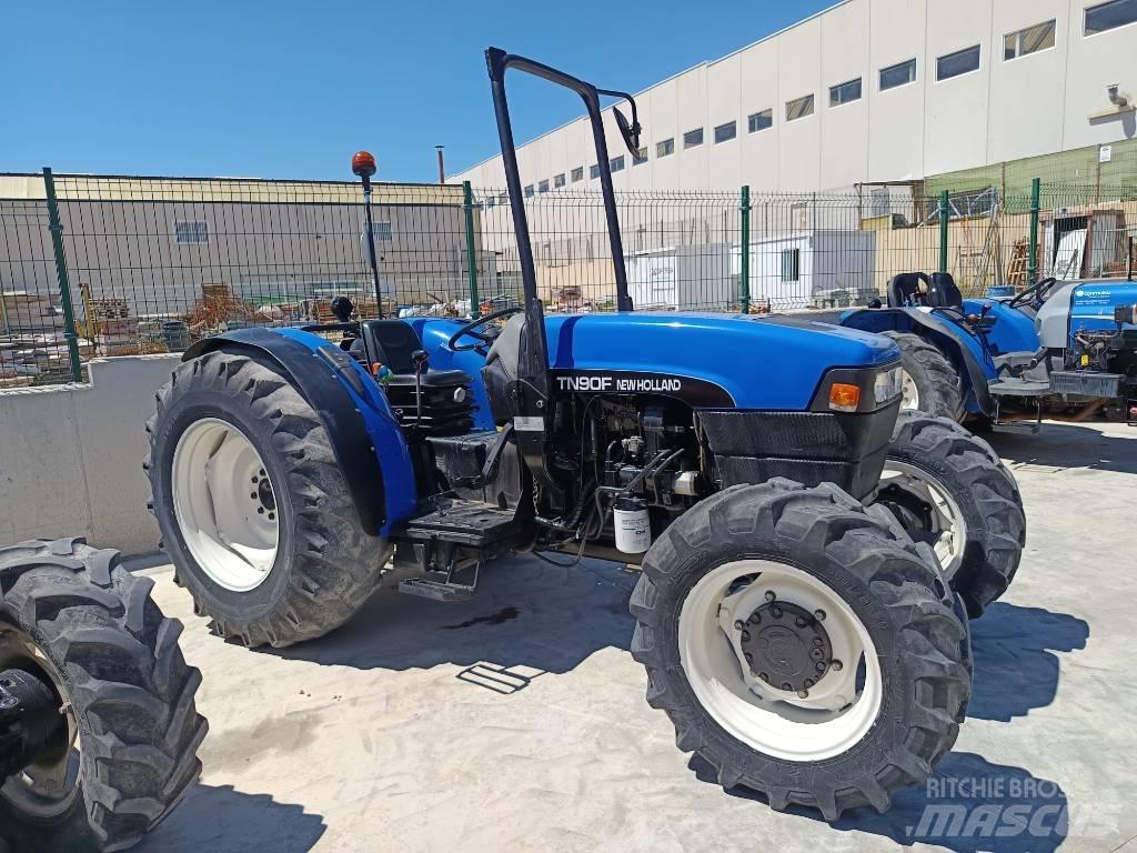 New Holland TN 90 F Traktoren