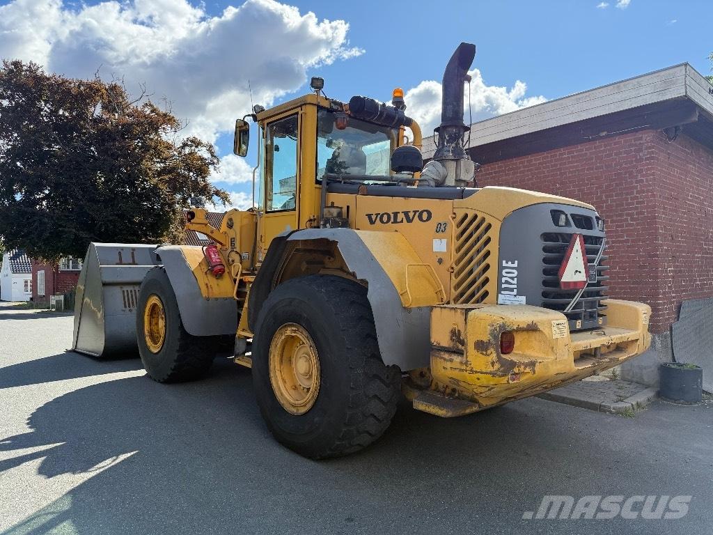 Volvo L 120 E Radlader