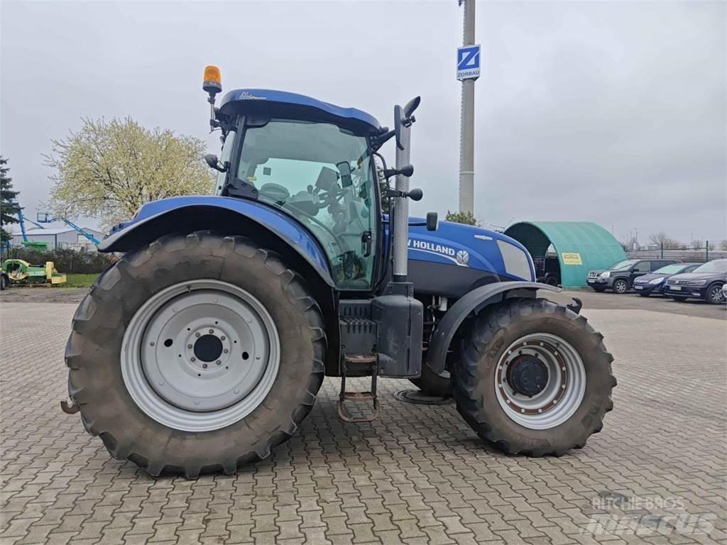 New Holland T7.200 Traktoren