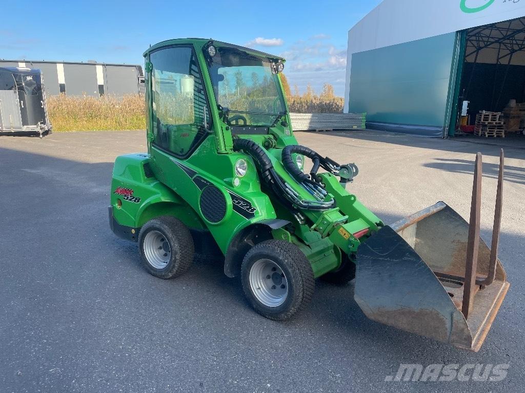 Avant 528 Multifunktionslader