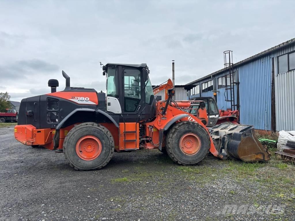 Hitachi ZW180-6 Radlader