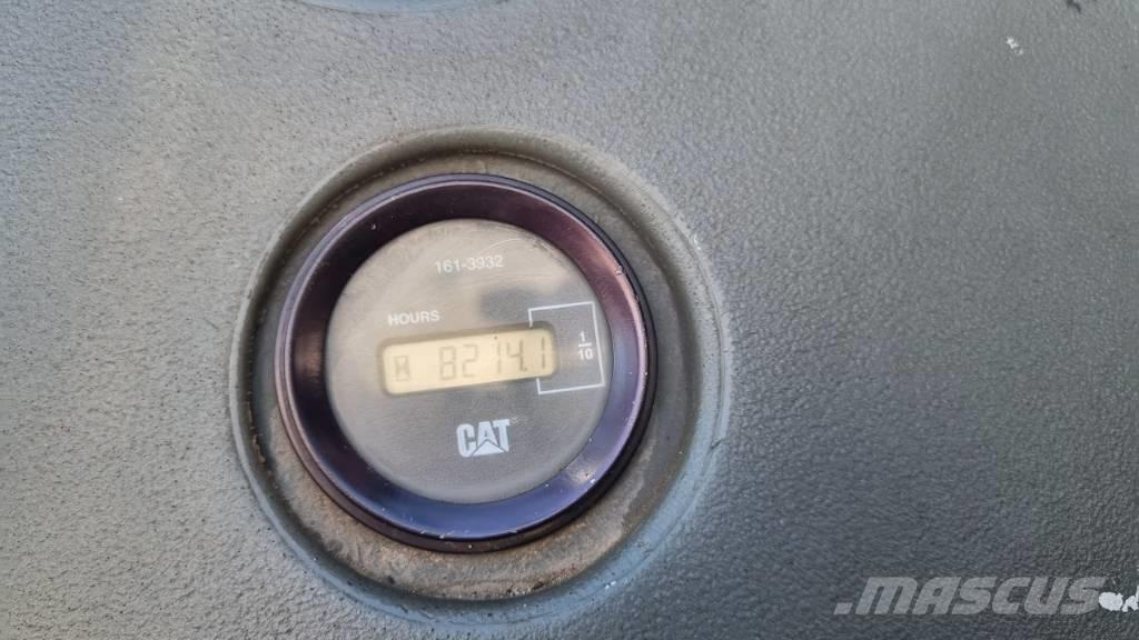 CAT 432 D Baggerlader