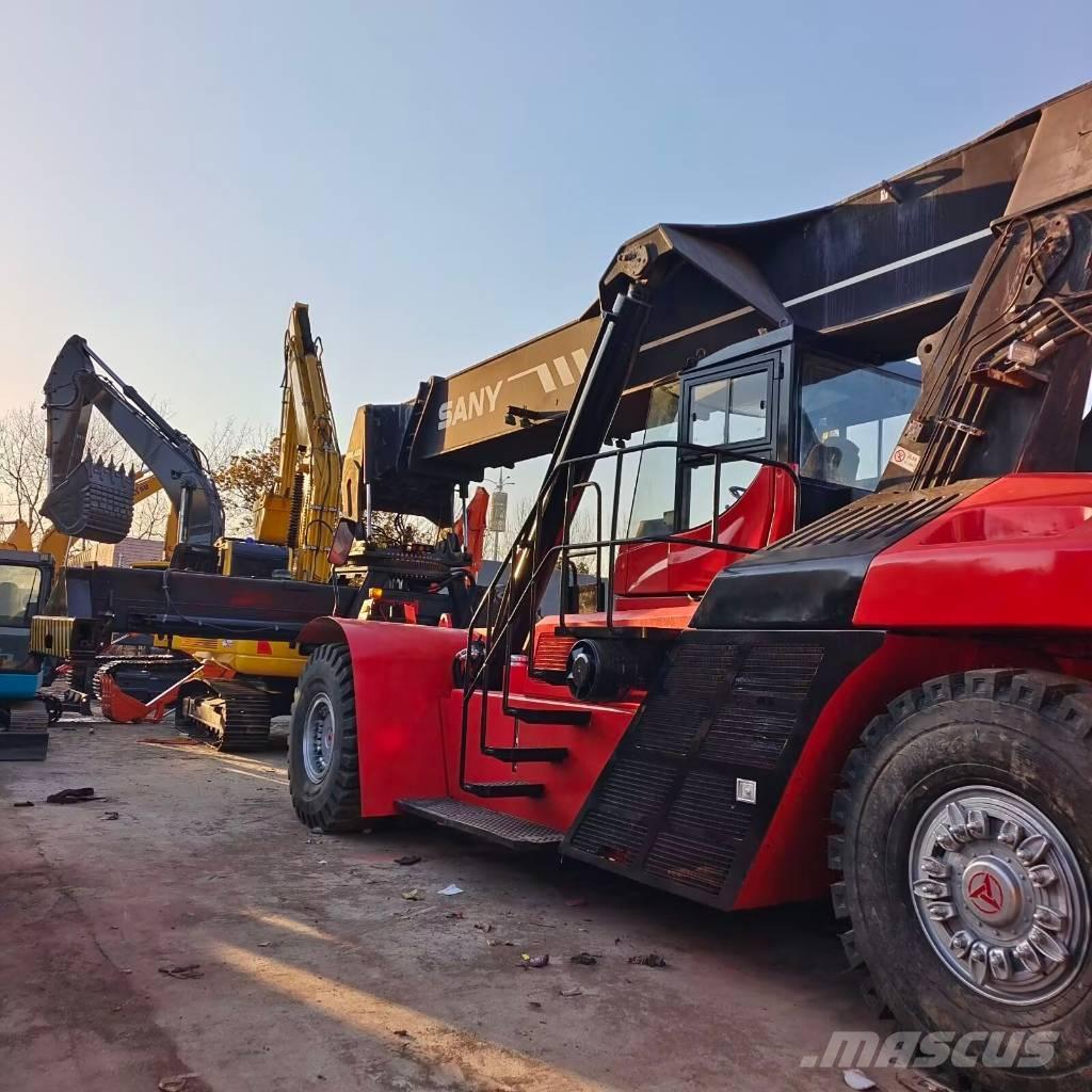 Sany SRSC 45 C30 Reach-Stacker