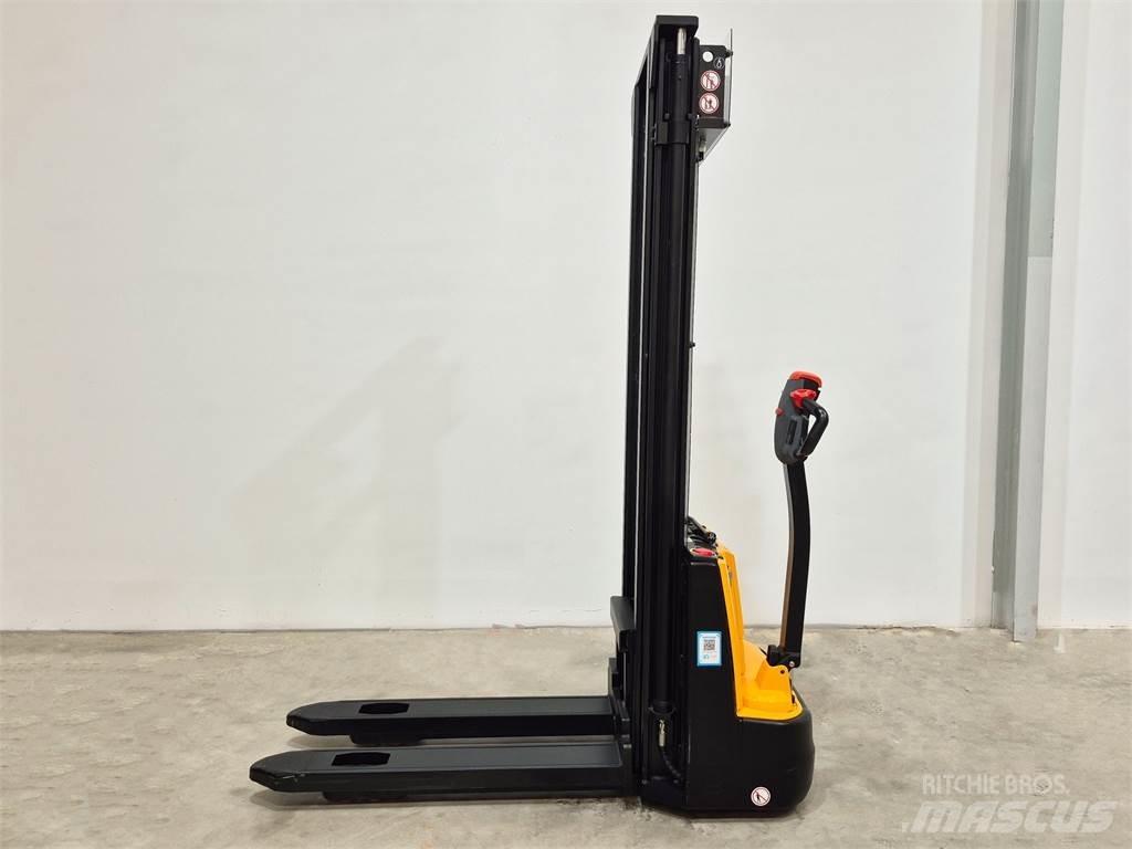  ESA121 2S360 Deichselstapler