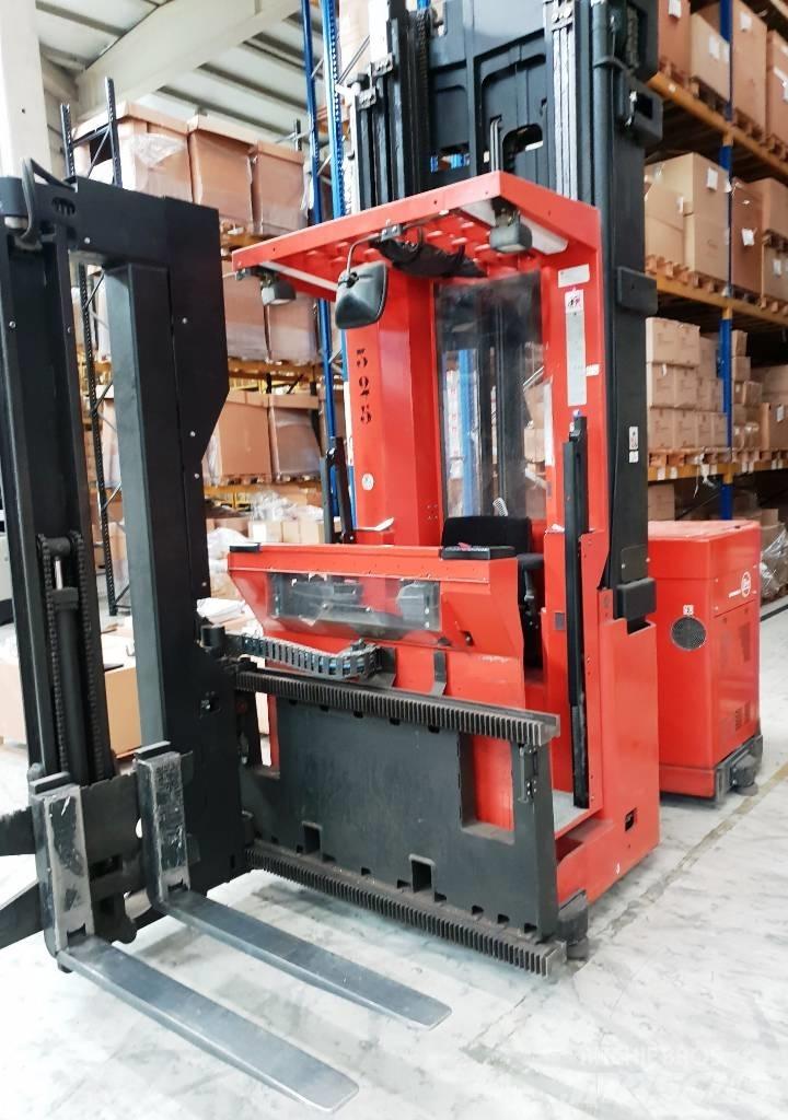 BT CTX 1300 Schmalgangstapler