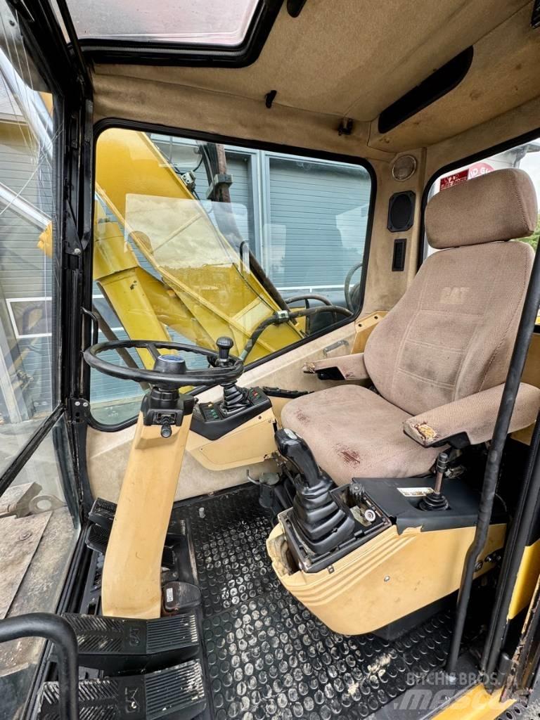 CAT M 315 Mobilbagger