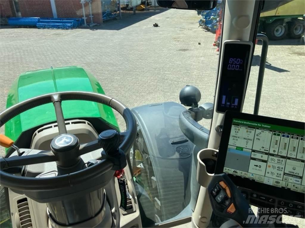 John Deere 6R 215 Traktoren
