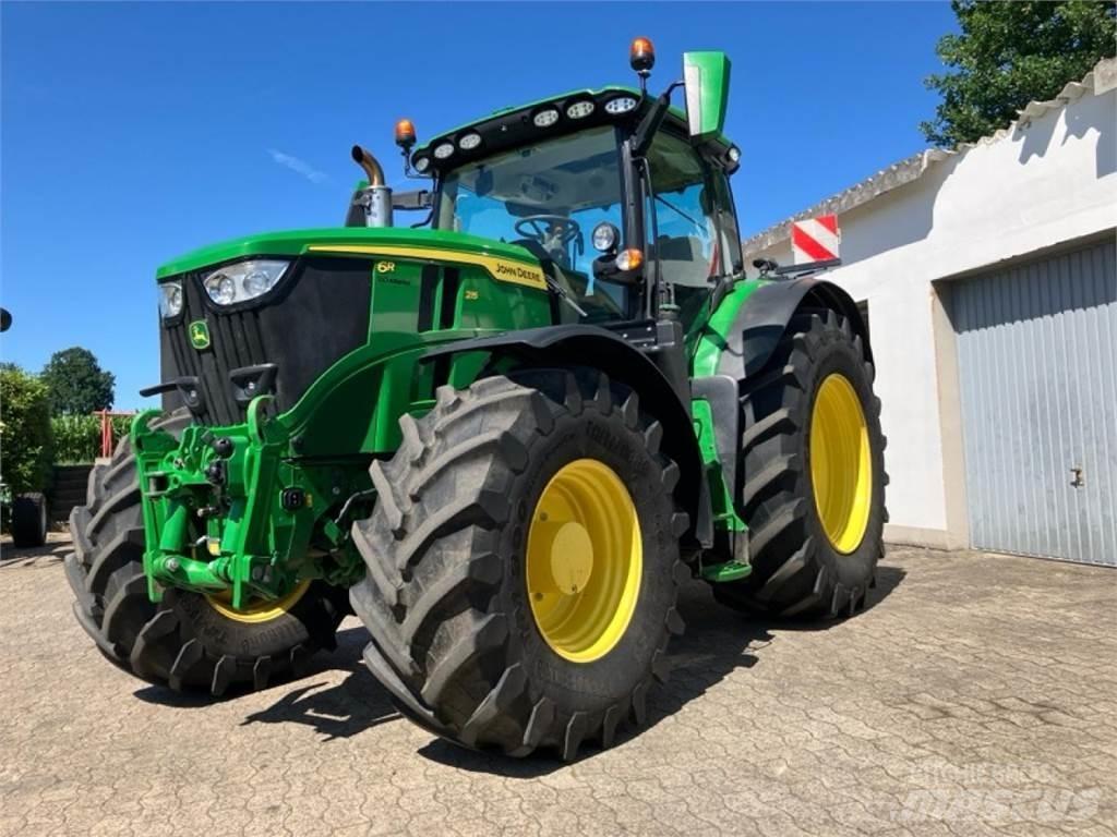 John Deere 6R 215 Traktoren