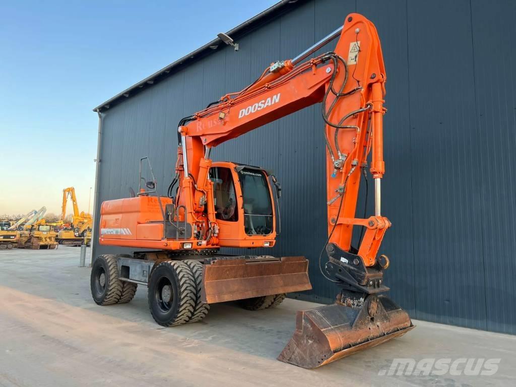 Doosan DX170W Mobilbagger